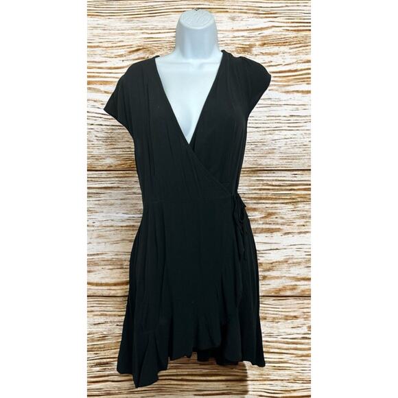 Mossimo Black Wrap Short Dress Size M Short-Sleeve V-Neck - Picture 3 of 7
